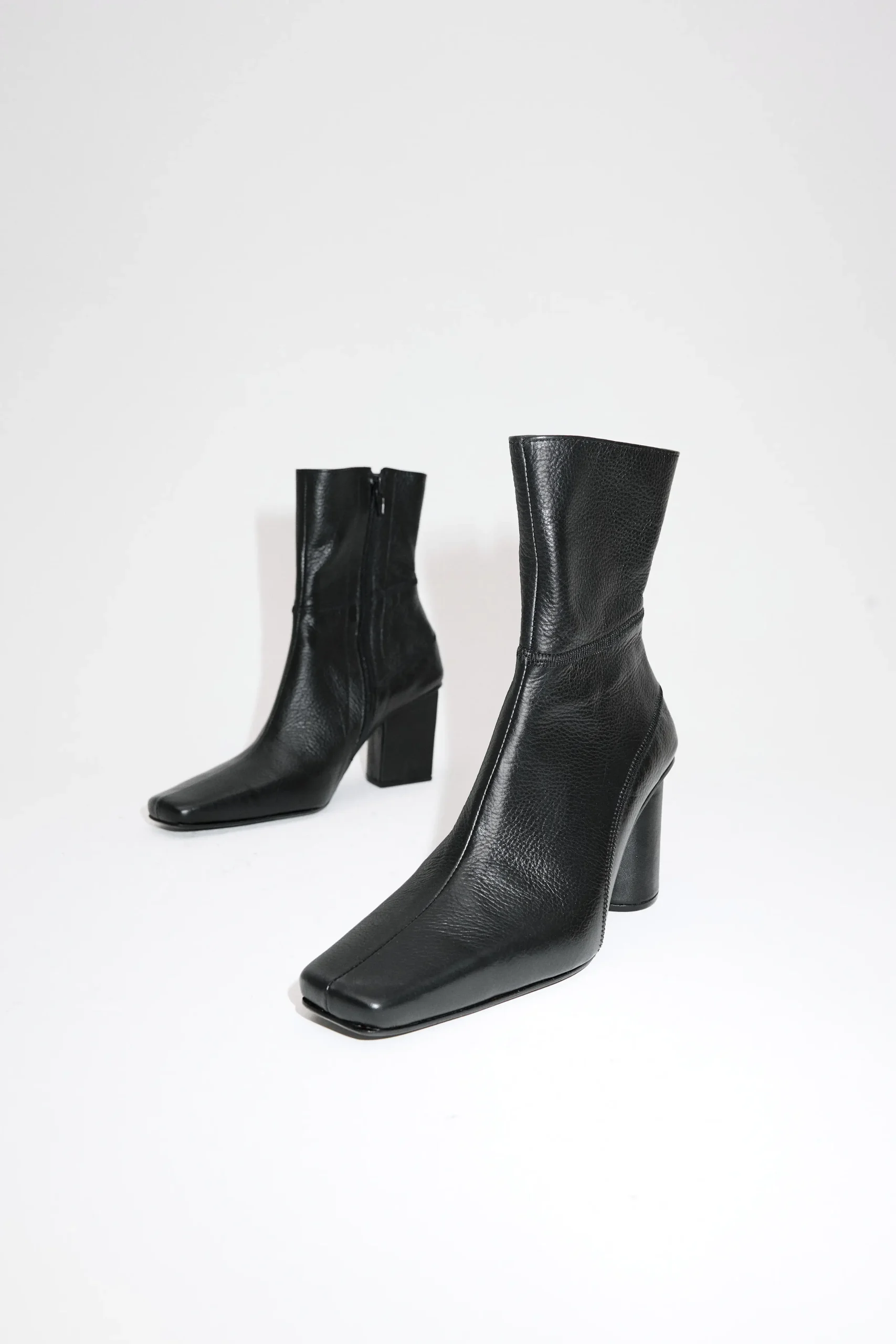 Cuadrado Mid Boot